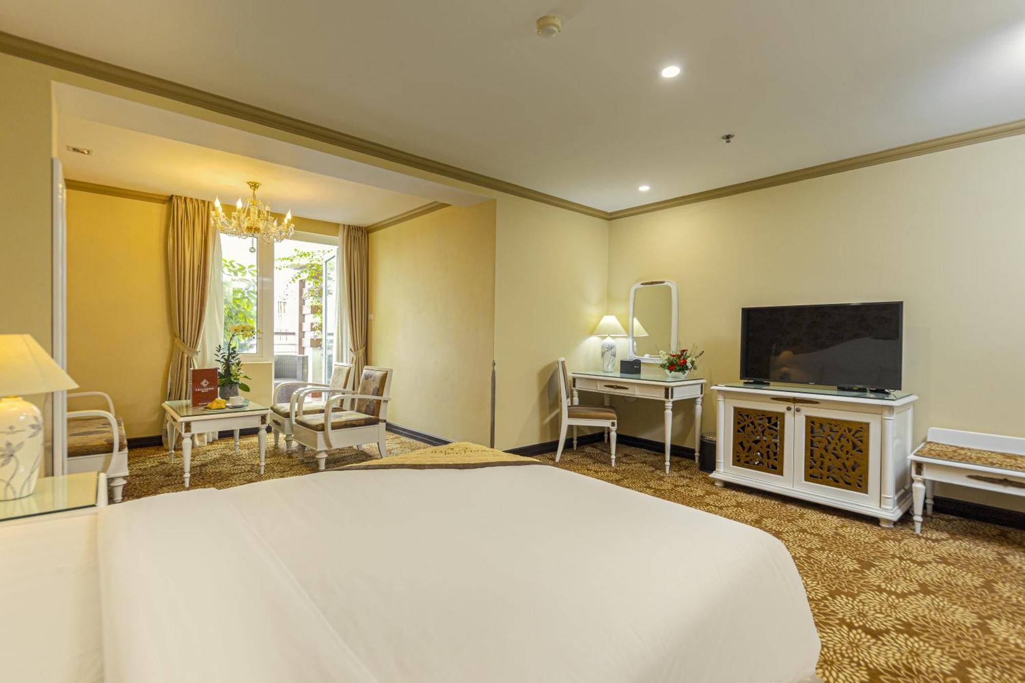 โรงแรมชาลเซโดนี ฮานอย ภายนอก รูปภาพ
